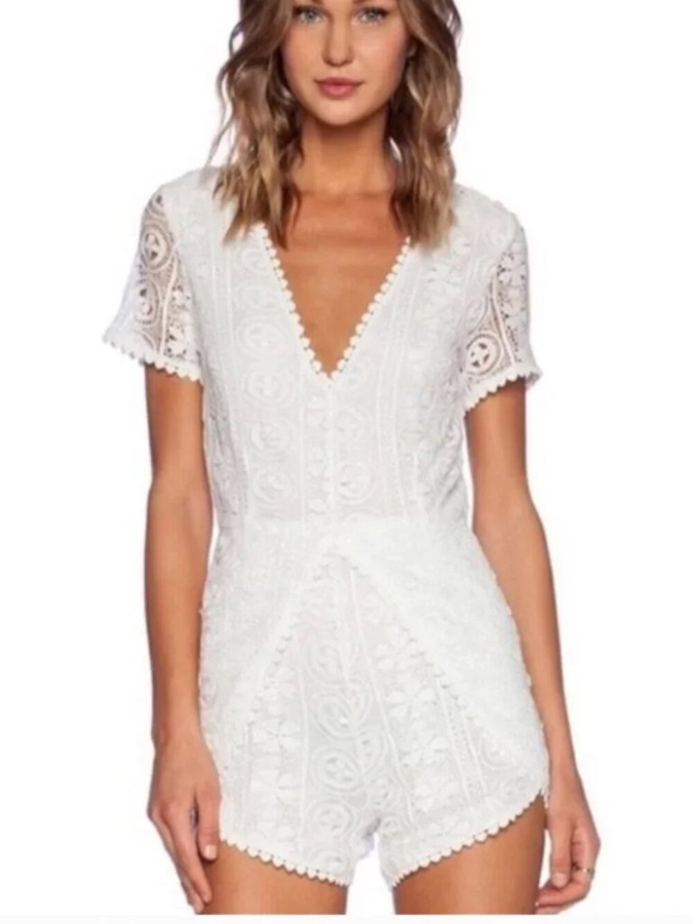 Wilde Heart White Lace Romper with Deep V Size S